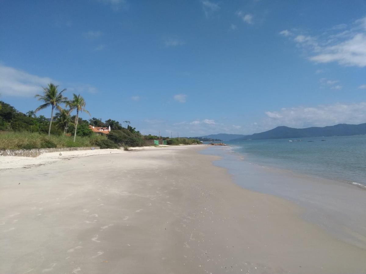 Ferienwohnung Apto Na Praia De 1 Dormitorio Com Vista Pro Mar A Poucos Passos Da Areia Florianópolis Exterior foto