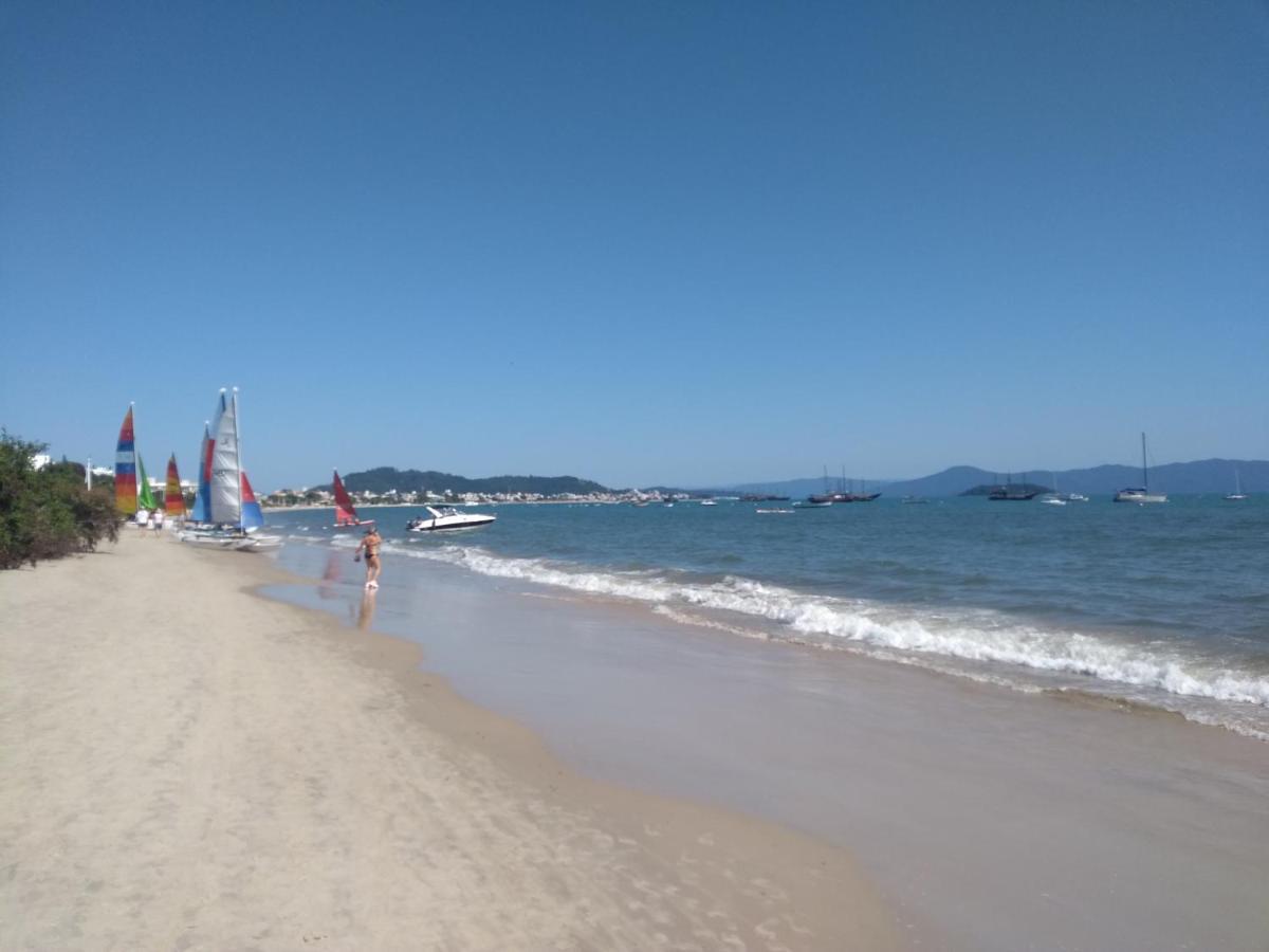 Ferienwohnung Apto Na Praia De 1 Dormitorio Com Vista Pro Mar A Poucos Passos Da Areia Florianópolis Exterior foto