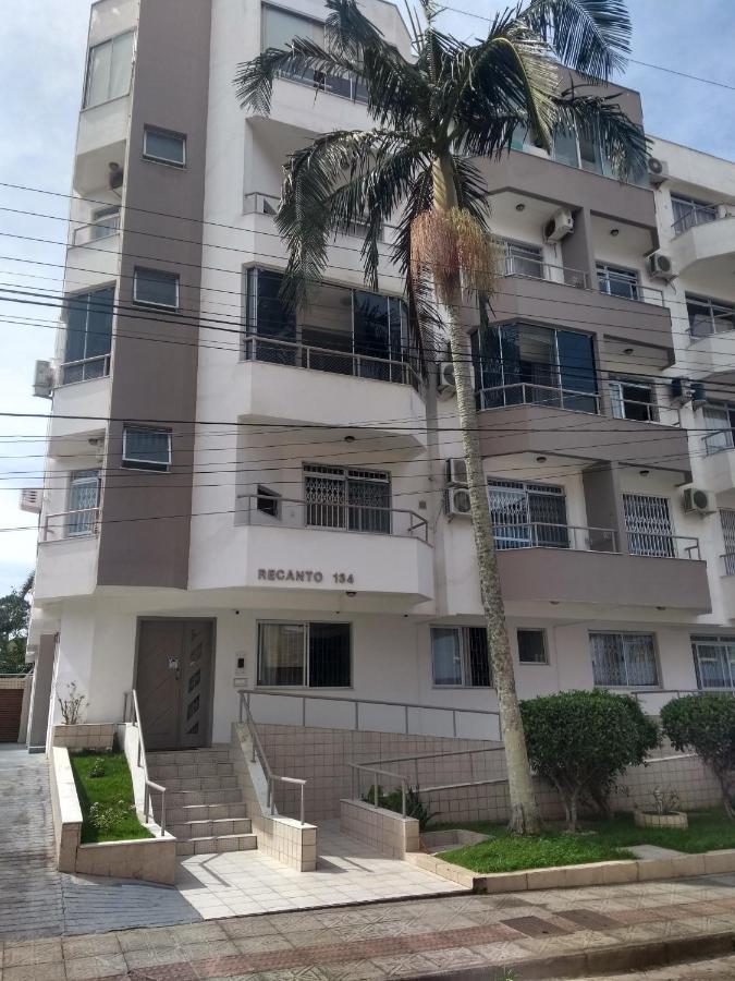 Ferienwohnung Apto Na Praia De 1 Dormitorio Com Vista Pro Mar A Poucos Passos Da Areia Florianópolis Exterior foto